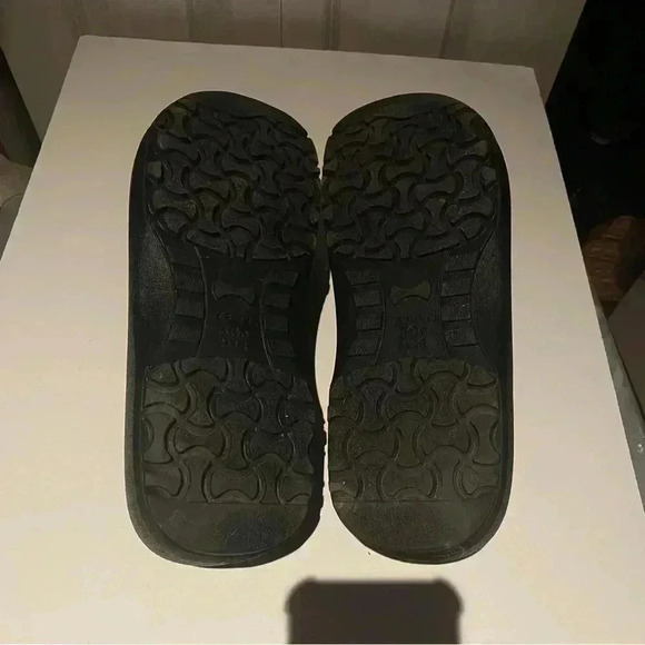 Birkenstock Black Clogs - Picture 8 of 8